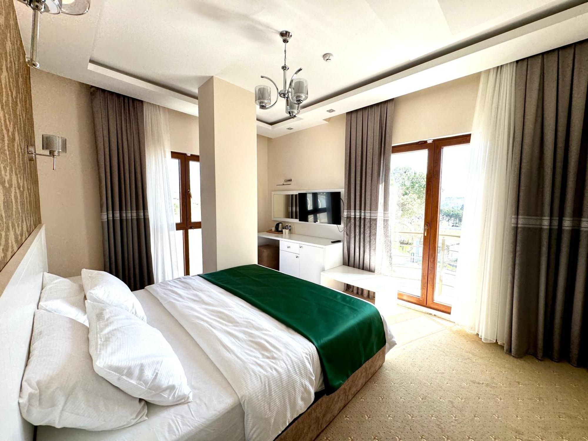 Terkos Green Roof Hotel & Spa מראה חיצוני תמונה